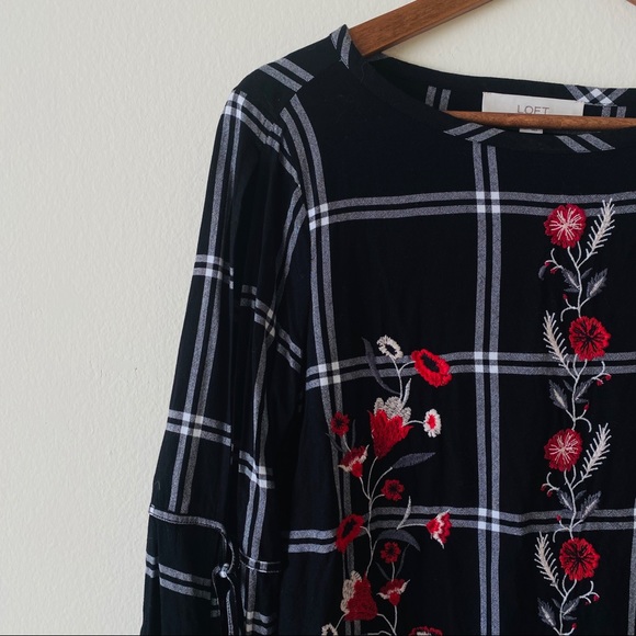 LOFT Tops - LOFT Black Embroidered Long Sleeve Top